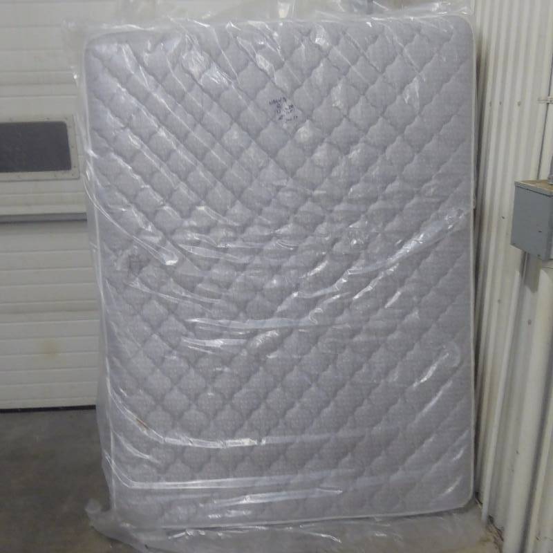 Brand New Serta Atmore Perfect Sleeper Firm Queen Mattress