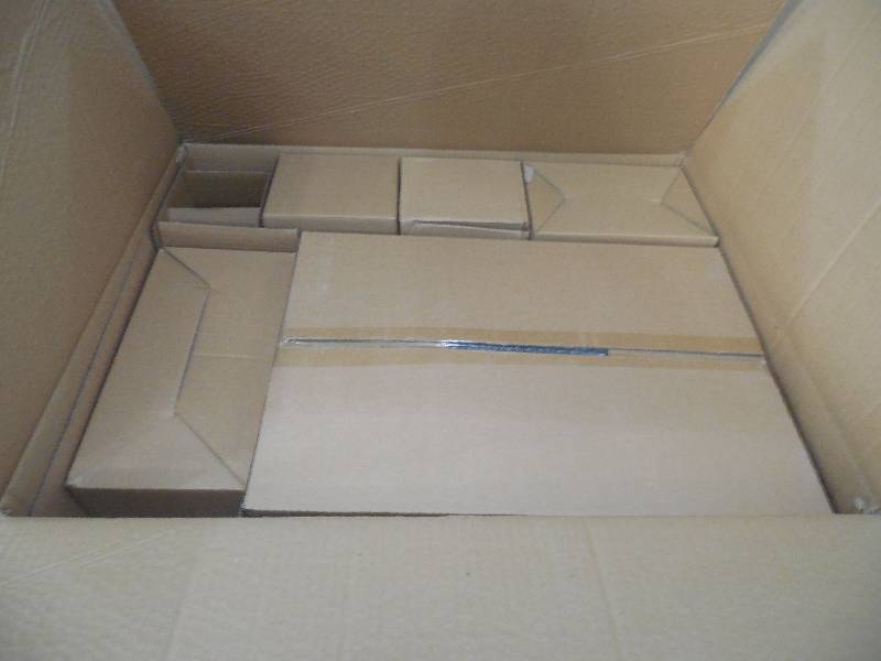 lot 23 image: alcove 70-Pc. Kitchen in a Box