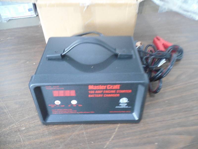 lot 26 image: Master Craft 100152 Amp Auto Battery Charger
