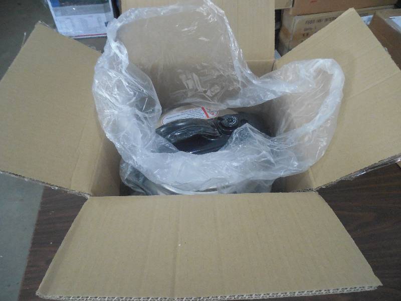lot 30 image: Chefs Mark 5-Qt. Electric Pressure Cooker with Slow Cook Function