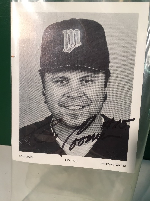 Ron Coomer # 15 Minnesota Twins Autographed Picture