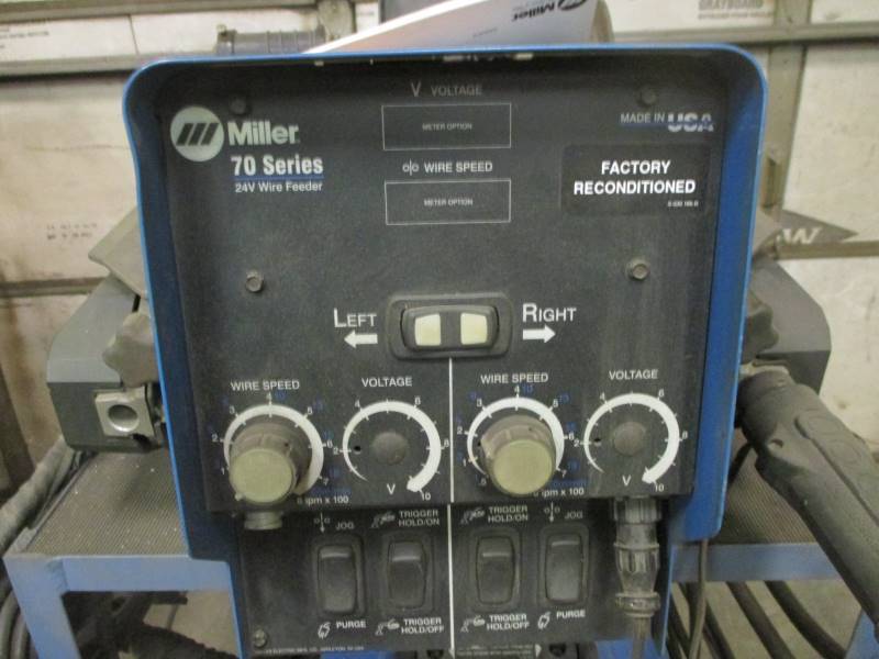 lot 2 image: Miller 304 Power source wDual Wire Feeder & Spoolmatic 3 Alum Gun