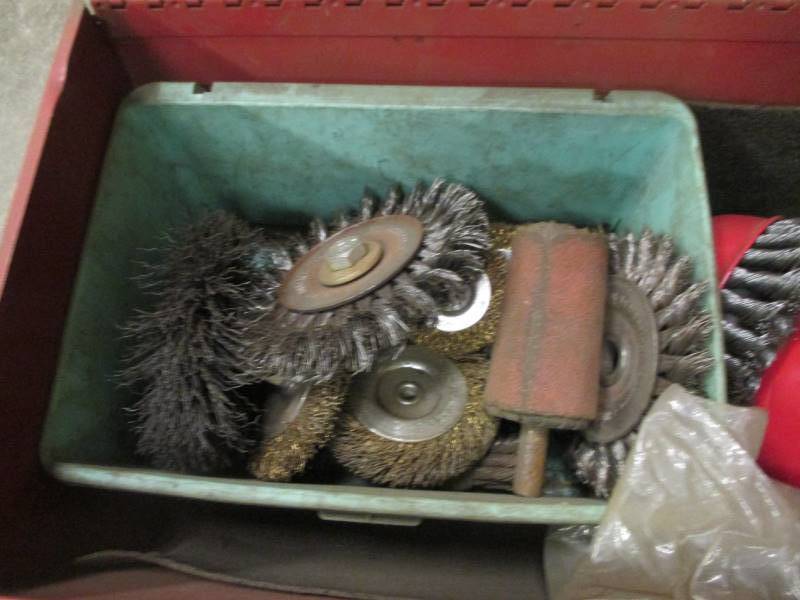 lot 81 image: Lot of Grinding Stones, Flap Discs & Wire Wheels