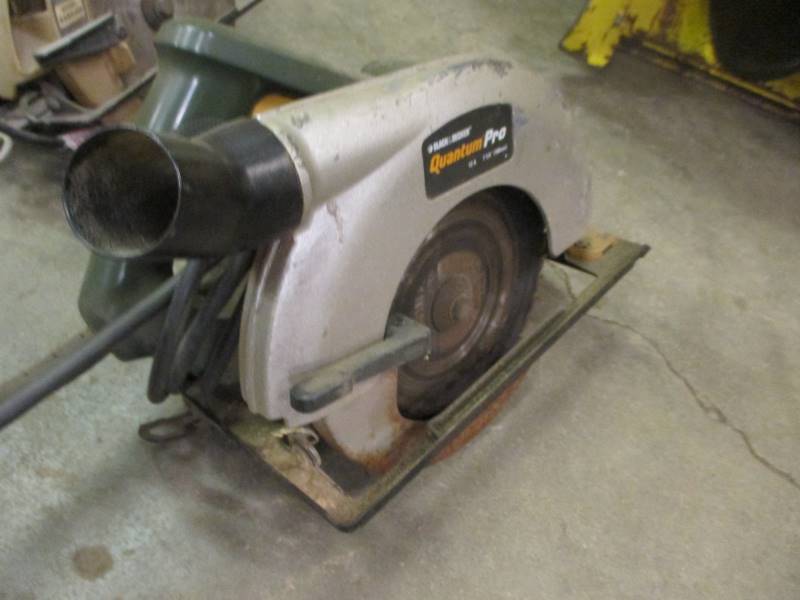 lot 110 image: Saws & Drills