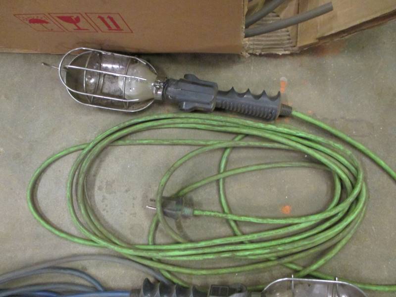 lot 126 image: (3) Trouble Lights & Plastic Tubing