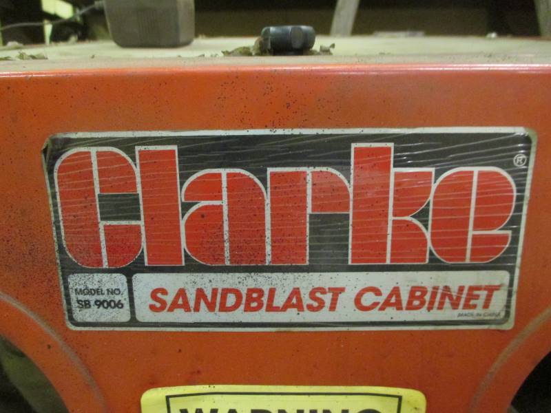 lot 150 image: Tabletop Sandblasting Cabinet wStand