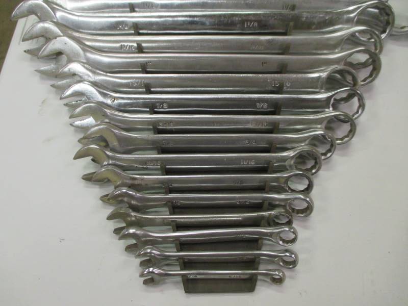 lot 159 image: Wrenches Std & Metric