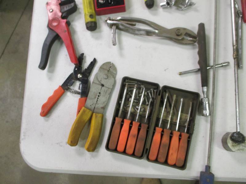 lot 167 image: Specialty Tools