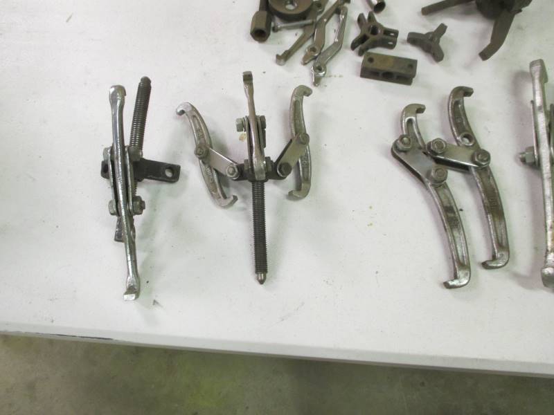 lot 169 image: Wheel Pullers