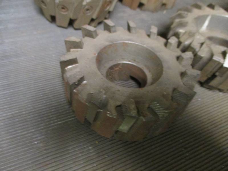 lot 5-2 image: (5) Milling Heads