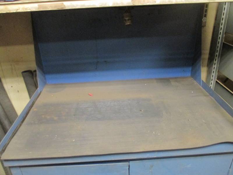 lot 15 image: Shop Cabinet  Contents