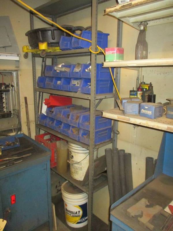lot 19 image: Metal Rack & Shelves wContents