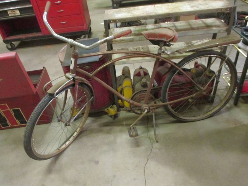 lot 213 image: Vintage Bike & Wooden Cabinet