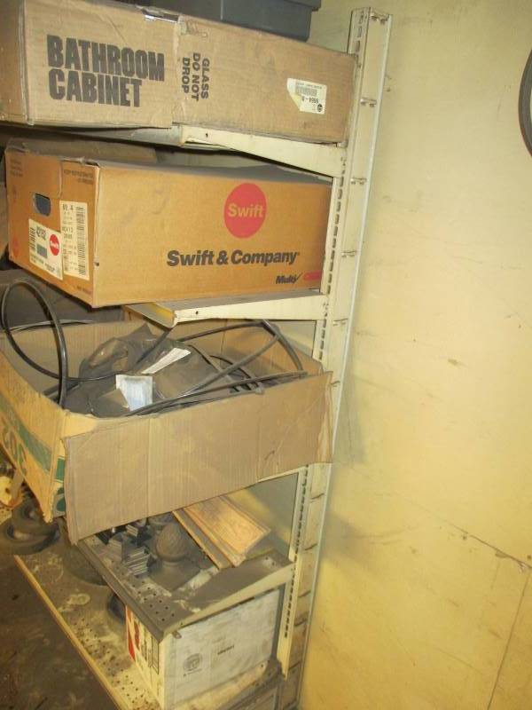 lot 215-1 image: Store Racking  Contents 8 x 6 x 20