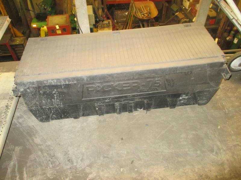 lot 215 image: Pickup Toolbox & (2) Mowers