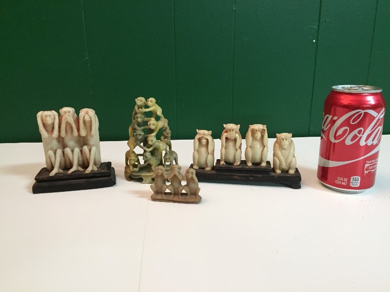 lot 26 image: Monkey See Say Hear No Evil Figures
