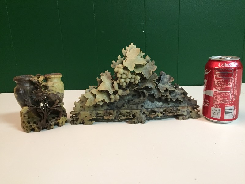 lot 40 image: Carved Soapstone Pieces