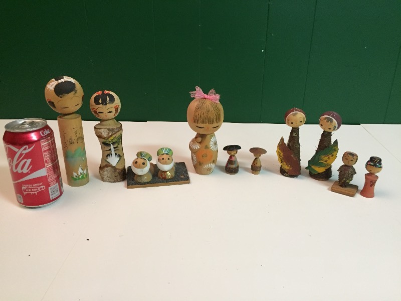 lot 47 image: Asian Wooden Dolls