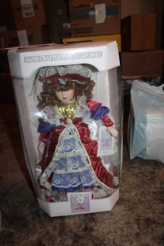 lot 9 image: Vintage 20in. Porcelain Doll w Certificate of Authenticity
