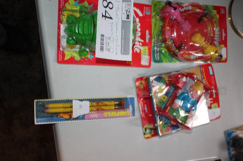 lot 84 image: Lot of (3) Travel Games, Garfield Pencils