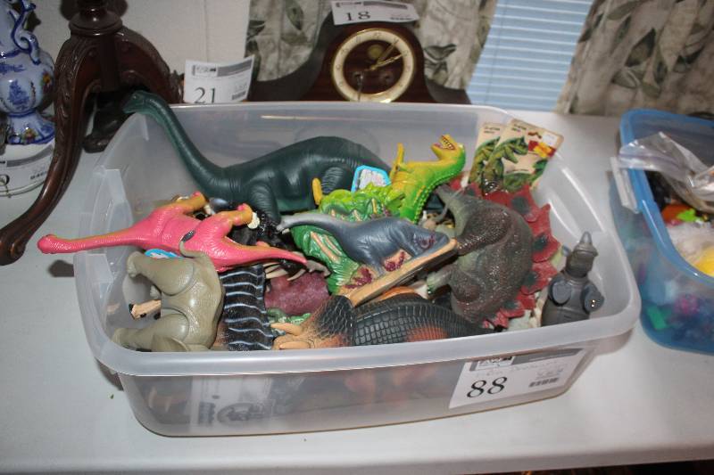 lot 88 image: Bin Lot of Dinosaur Figurines