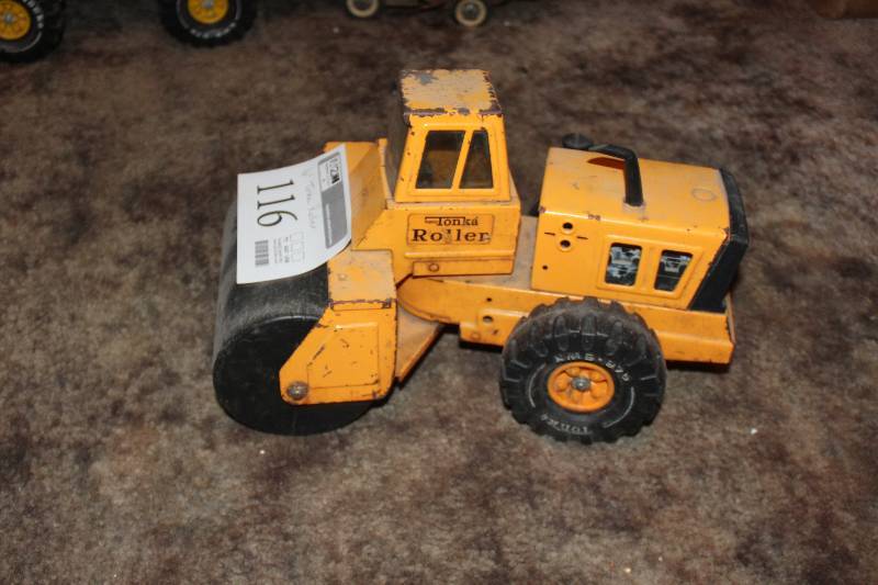 lot 116 image: Tonka 16in. Steam Roller