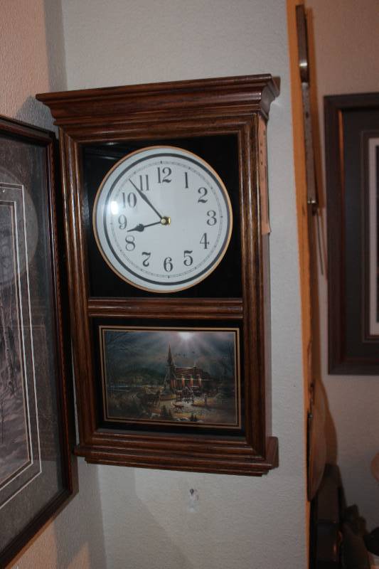 lot 302 image: Wall Clock w Print Inlay Frame