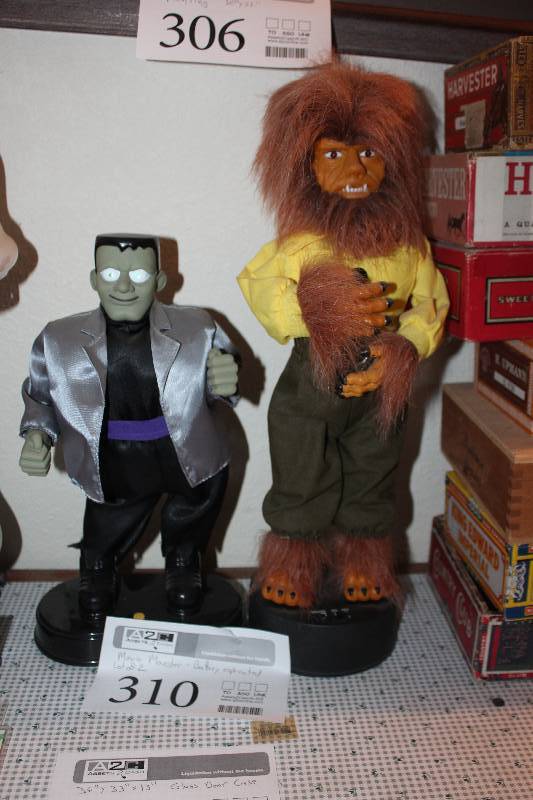 lot 310 image: Lot of (2) Movie Monster Figures - Frankenstein, Werewolf