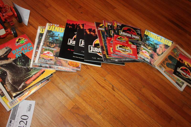 lot 420 image: Lot of (14) Books - Jurassic Park