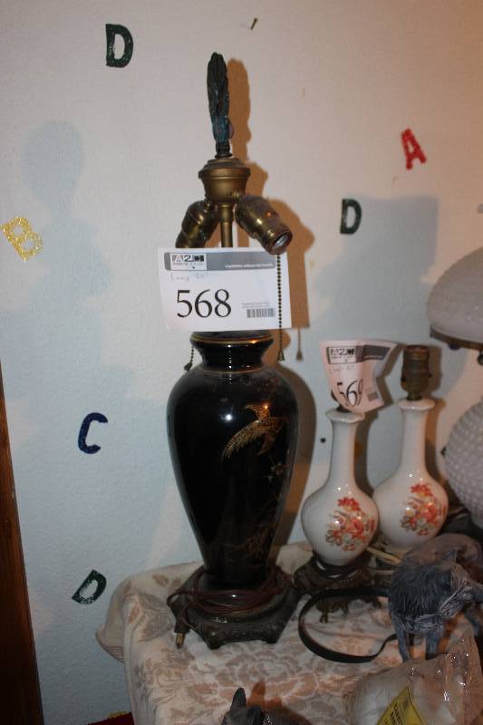 lot 568 image: Table Lamp