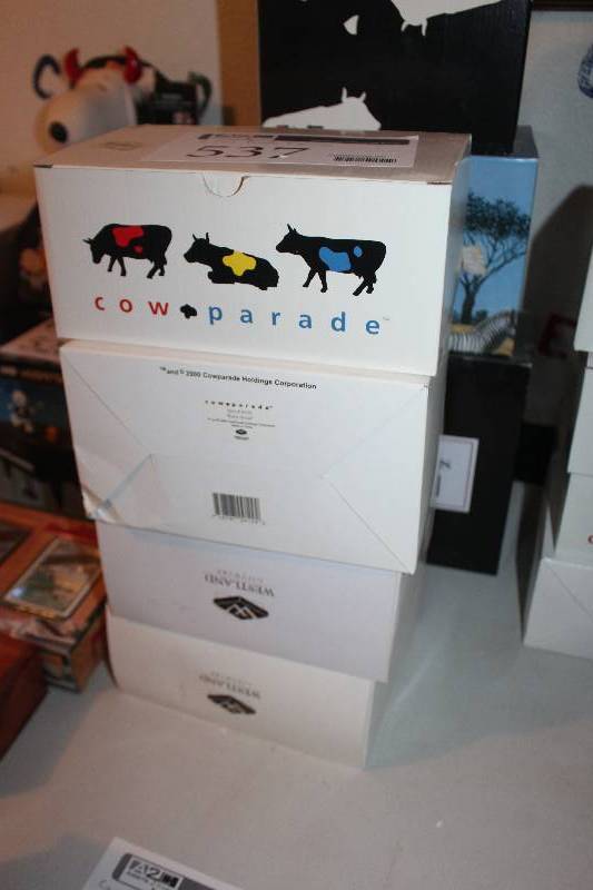 lot 537 image: Lot of (4) Westland Cowparade Figurines