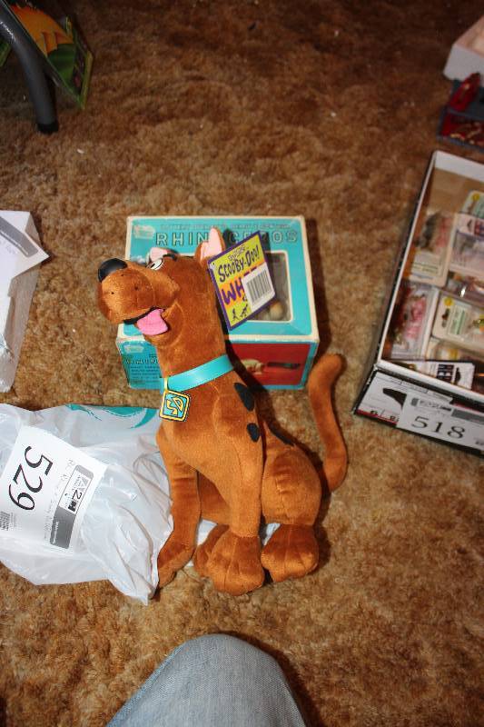 lot 529 image: RC Rhino, Scooby-doo Stuffed Animal