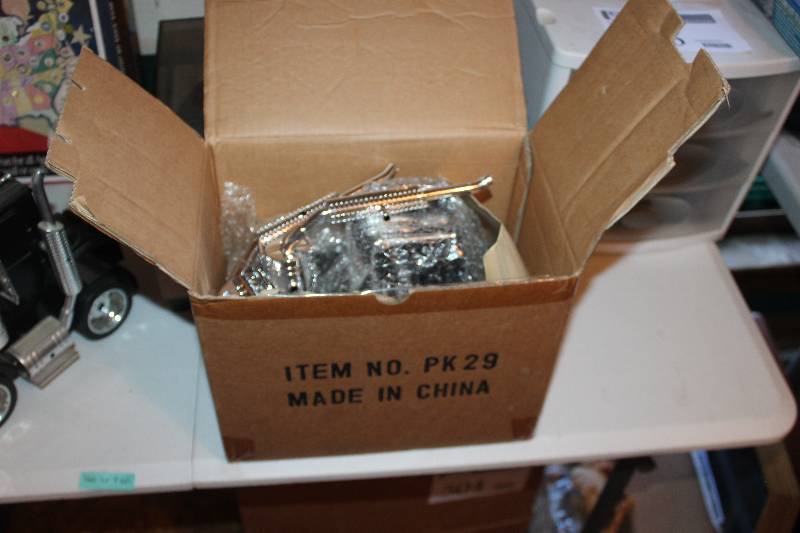 lot 513 image: Black Semi Table Alarm Clock Kit - Unassembled