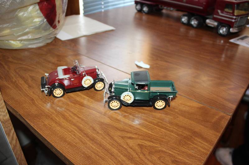 lot 392 image: Lot of (2) Vintage Toy Car, Truck