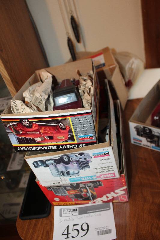 lot 459 image: Lot of (3) Partially Assembled Model Semi Trucks, Cars