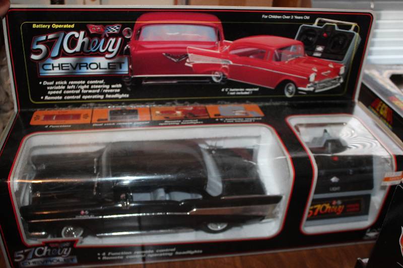 lot 465 image: 1957 Chevy Battery Operated Car