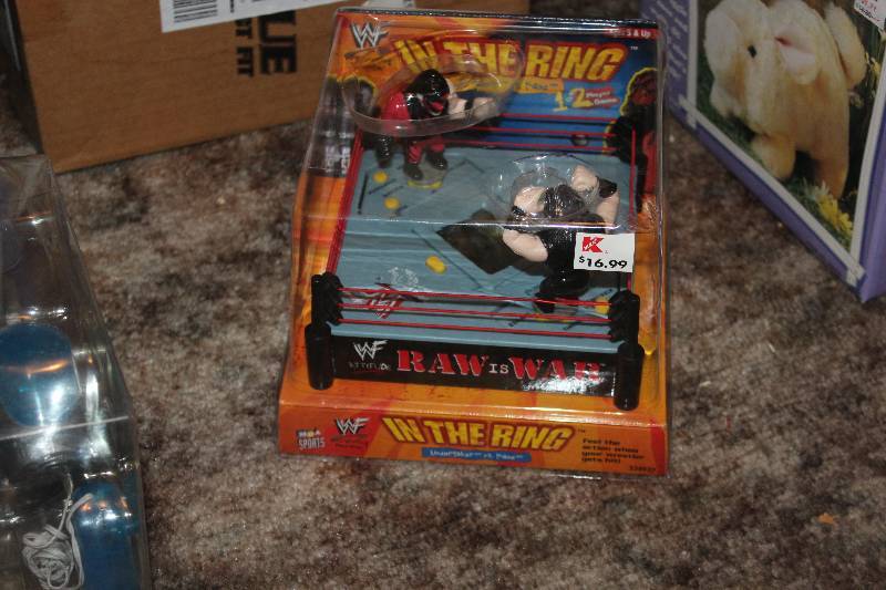 lot 240 image: WF Wrestling Electronic Games - In The Ring, Raw Is War