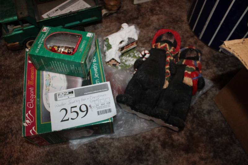 lot 259 image: Lot of (4) Decorations - Wood Jewelry Box, Christmas