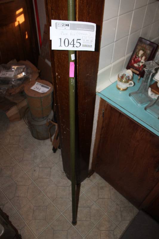 lot 1045 image: Telescopic Cane Pole