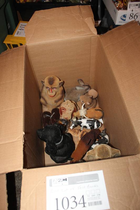 lot 1034 image: Box Lot of Felt Animal Banks