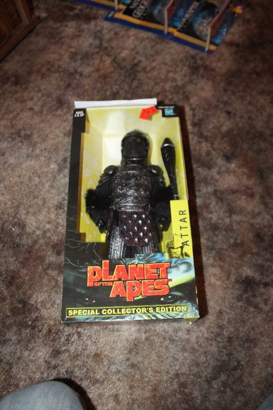 lot 236 image: Planet of the Apes Collectors Edition Action Figure