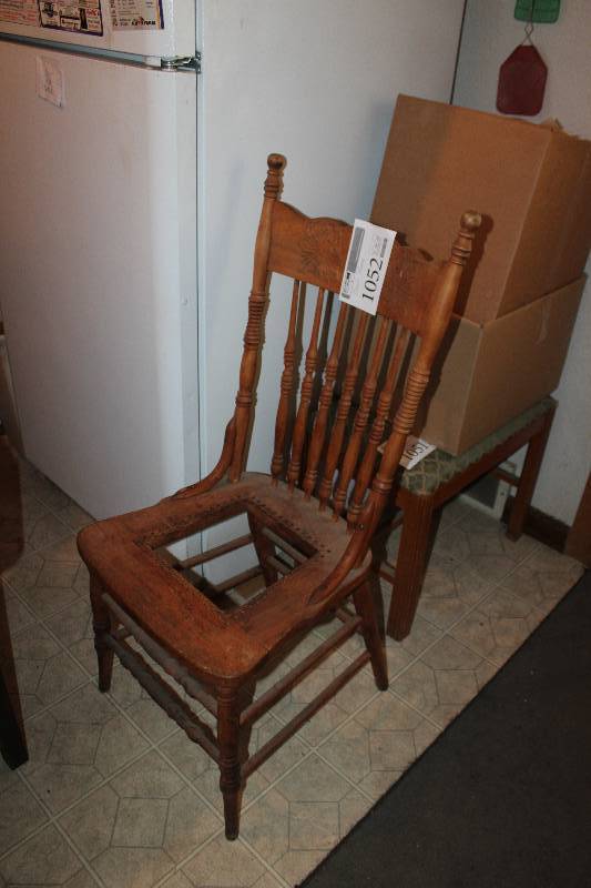 lot 1052 image: Wood Dining Chair wo Seat Pad