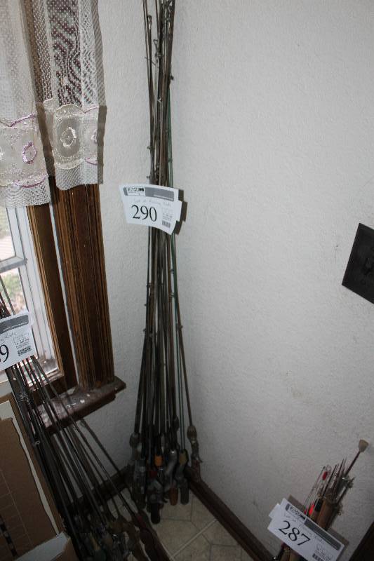 lot 290 image: Fishing Rods