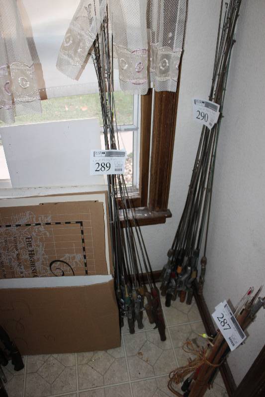 lot 289 image: Fishing Rods