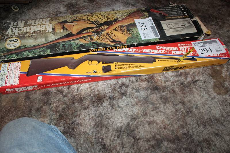 lot 294 image: Crosman 1077 Air Repeat CO2 Pellet Rifle