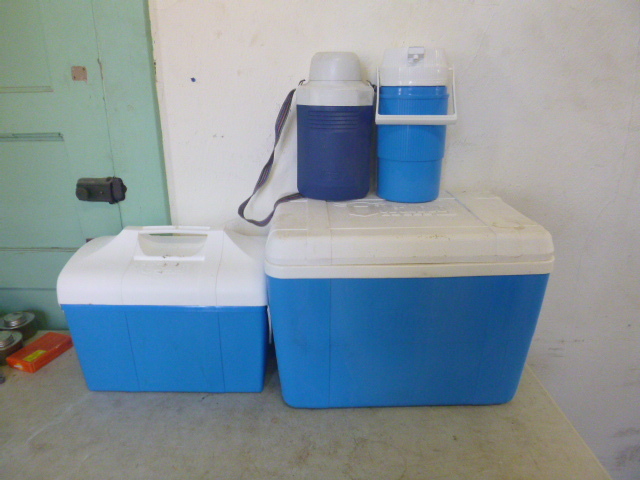 lot 26 image: 2 Coolers