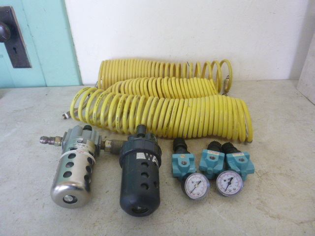 lot 39 image: 3 Air Hoses