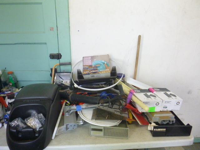 lot 43 image: Miscellaneous Items