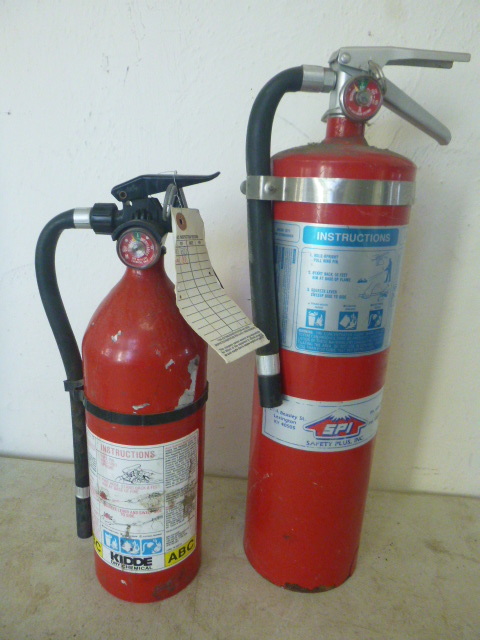 lot 45 image: 2 Fire Extinguishers