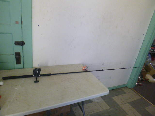 lot 91 image: South Bend Black Beauty Rod